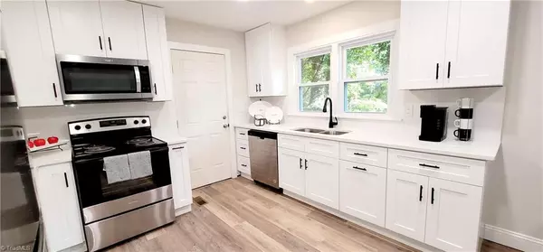 Pfafftown, NC 27040,4780 Balsom RD