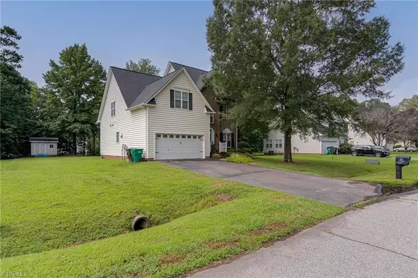 High Point, NC 27265,804 Ruskin DR