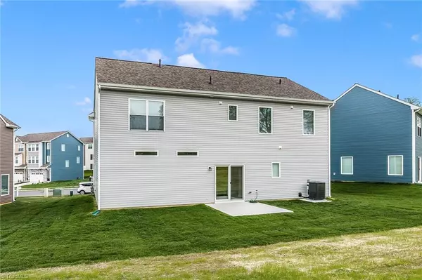 Winston-salem, NC 27107,3447 Robindale DR