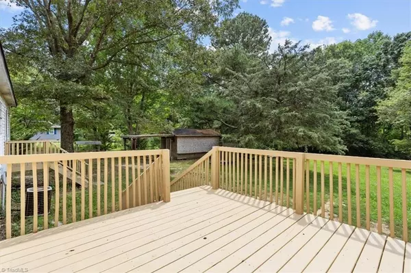 Asheboro, NC 27205,4242 Woodfern RD