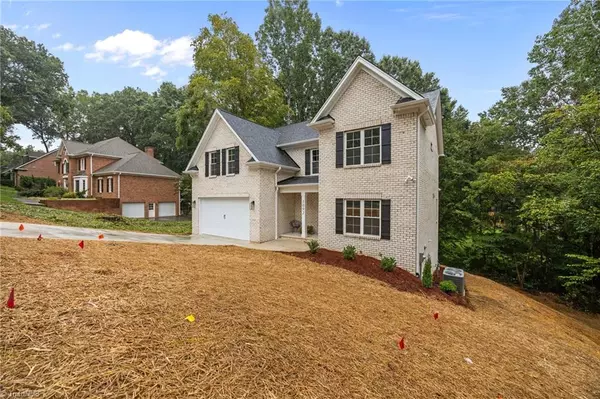Winston-salem, NC 27104,5092 River Chase Ridge