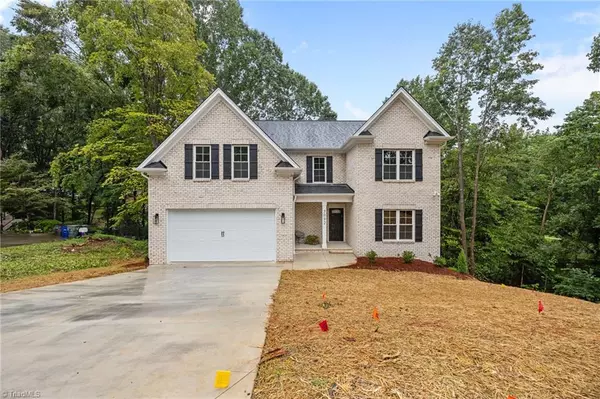Winston-salem, NC 27104,5092 River Chase Ridge