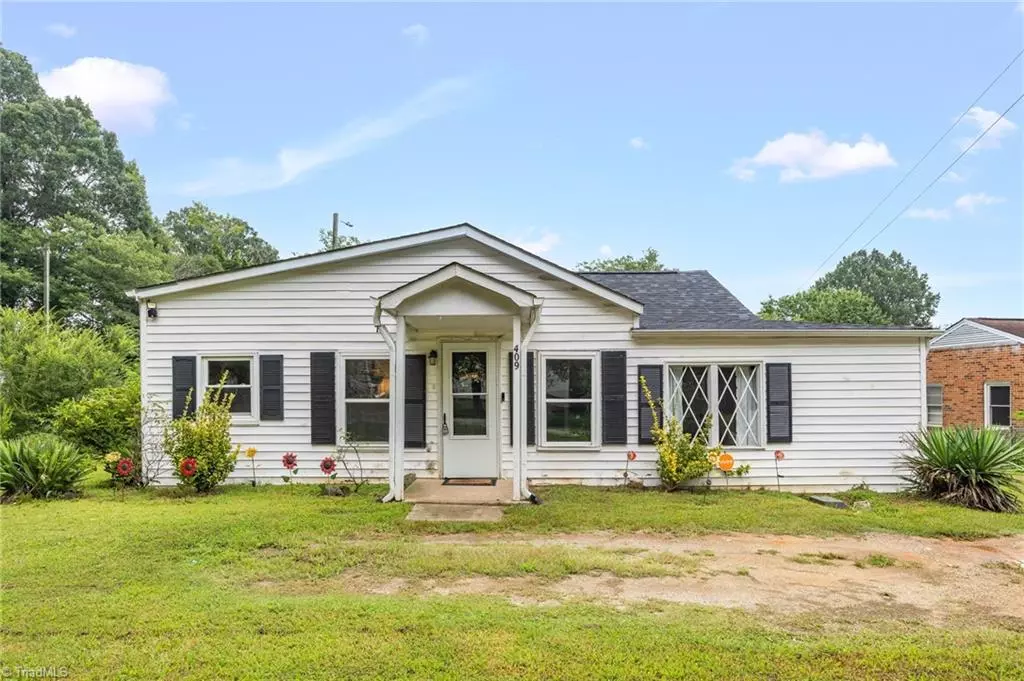 High Point, NC 27260,409 Hickory Chapel RD