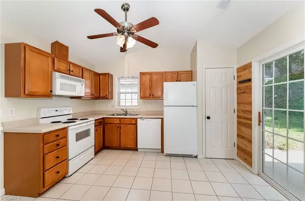 Winston-salem, NC 27103,5520 Regents Village DR