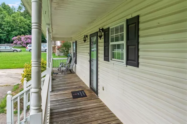 Thomasville, NC 27360,8 Savannah LN