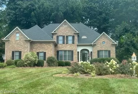 168 Keswick DR, Advance, NC 27006