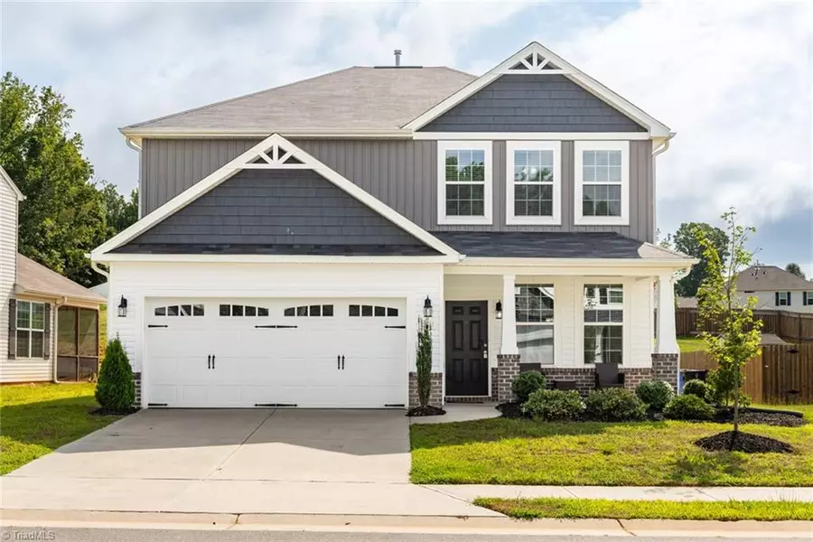 1924 Kippen DR, Kernersville, NC 27284