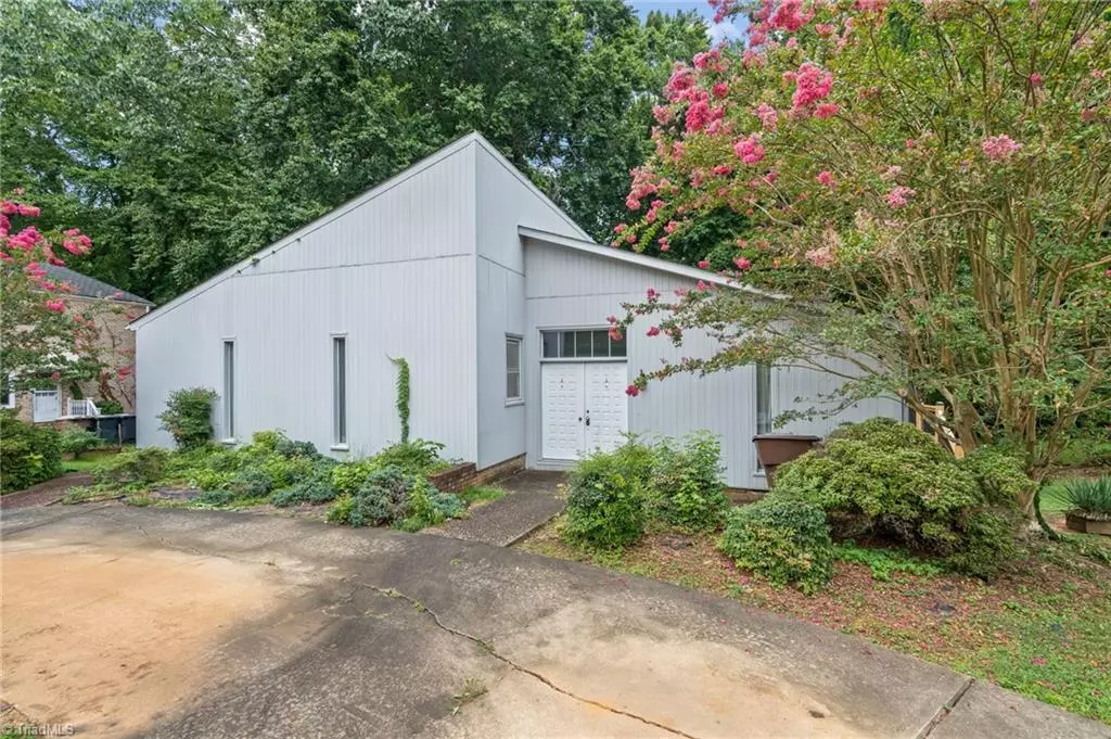 Greensboro, NC 27410,1008 Bearhollow RD