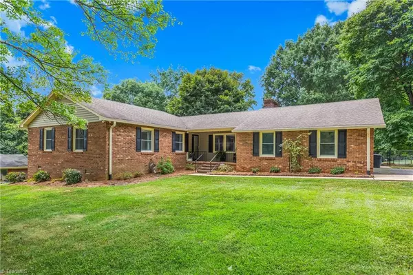 4830 Ellen AVE, Pfafftown, NC 27040