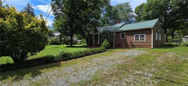 Winston-salem, NC 27106,3420 Valley RD