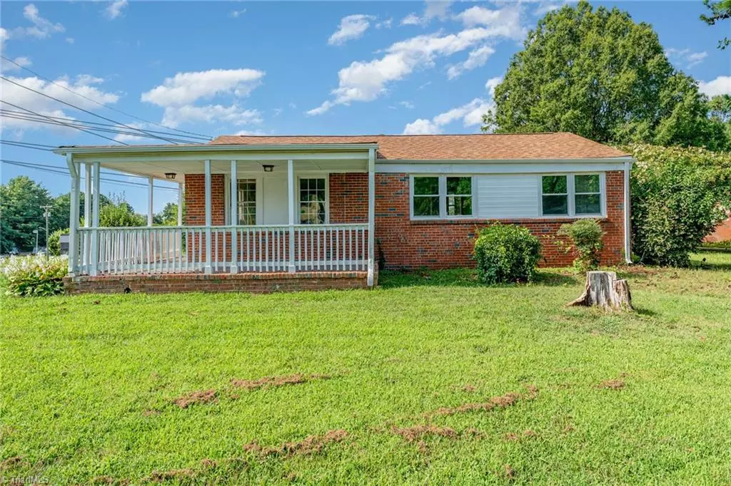 Winston-salem, NC 27105,3020 Carver School RD