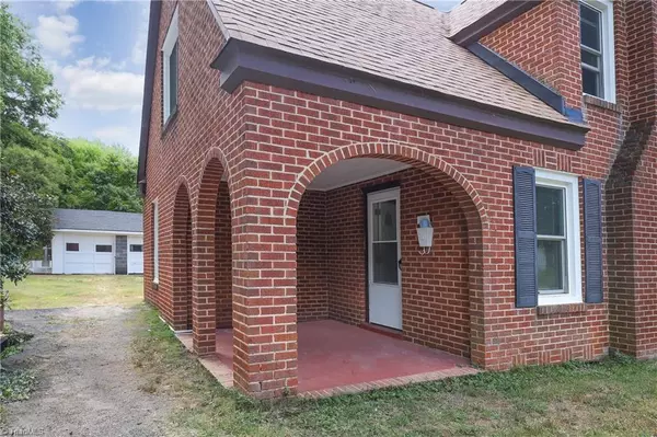 Kannapolis, NC 28083,506 Ford ST