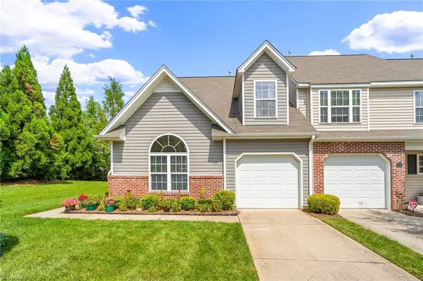 320 Robyns Glen CIR, Greensboro, NC 27409