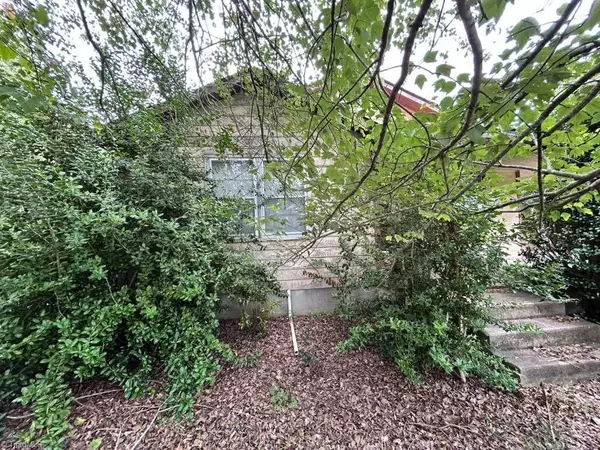 Oak Ridge, NC 27310,5760 Bunch RD