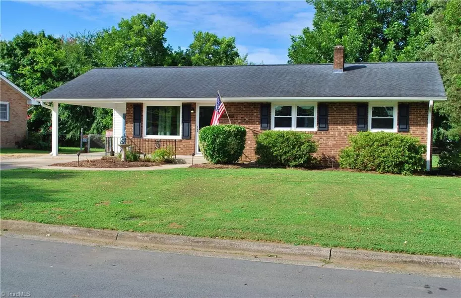 308 Aloha DR, Graham, NC 27253