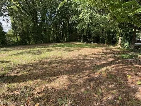 Winston-salem, NC 27103,1504 Miller ST