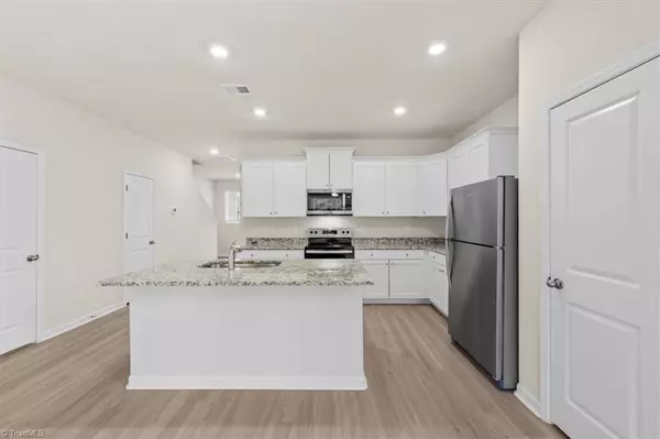 Graham, NC 27253,2112 Willow Glen DR