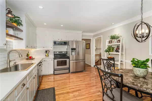 Kernersville, NC 27284,437 Valleymeade DR