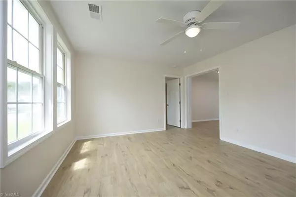 Greensboro, NC 27401,4017 Mountainridge DR