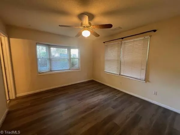 Greensboro, NC 27401,623 Walker AVE #B