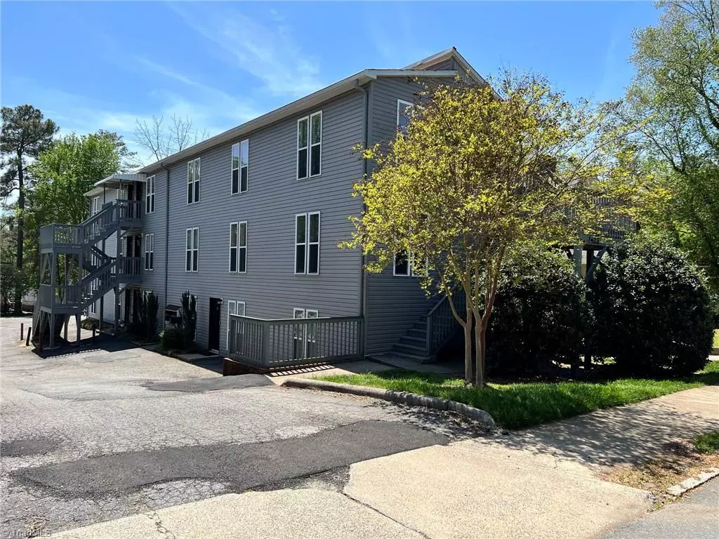 Winston-salem, NC 27101,1426 Glade ST #2