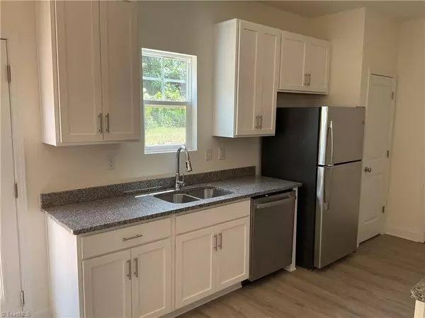 Reidsville, NC 27320,617 East ST