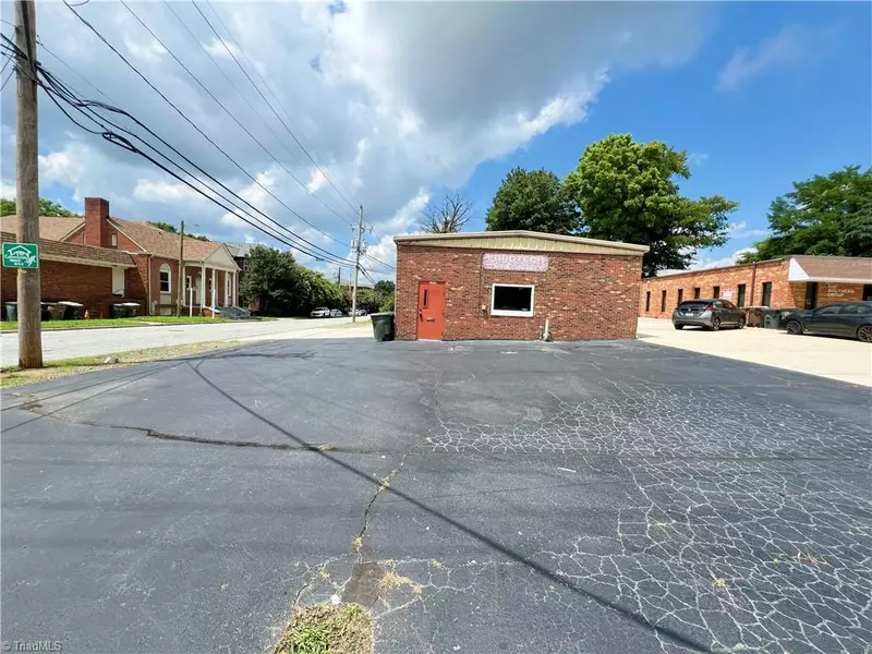 1720 Spring Garden ST, Greensboro, NC 27403