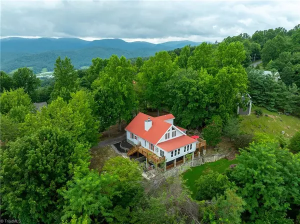 197 Fairview DR, Traphill, NC 28685
