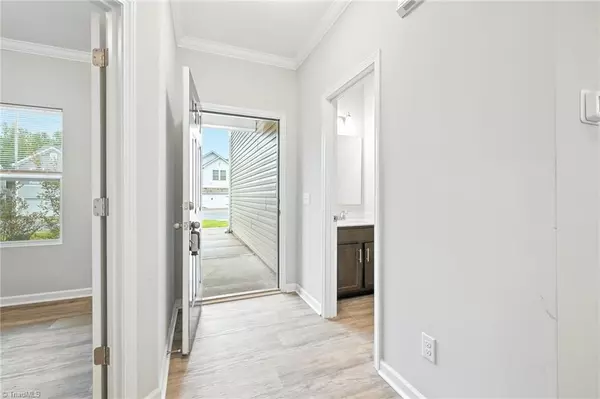 Winston-salem, NC 27040,4682 Wesmar CT