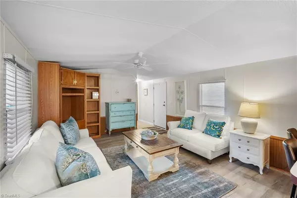 Lexington, NC 27292,152 Sherwood DR