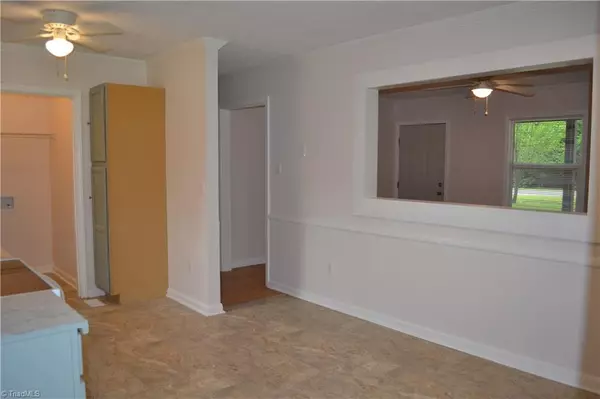 Mayodan, NC 27027,155 Oak RD