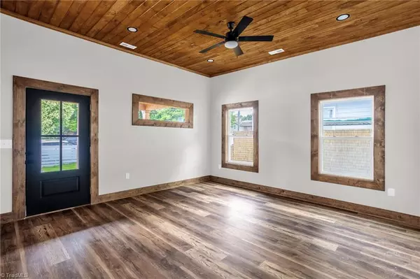 Greensboro, NC 27406,1115 Martin ST