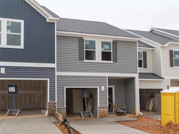 1005 Winding Spring DR, Mebane, NC 27302