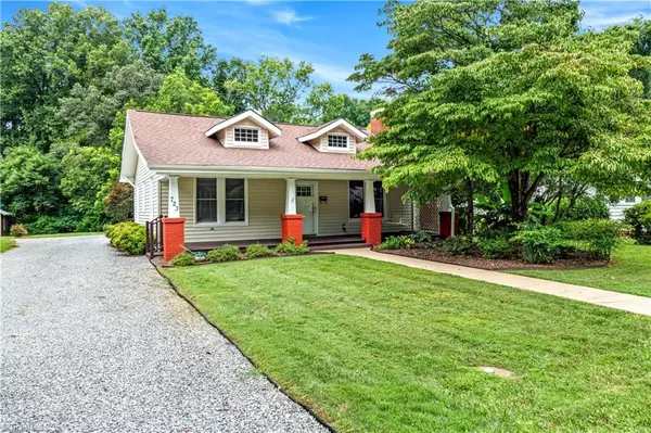 Elkin, NC 28621,723 Elk Spur ST