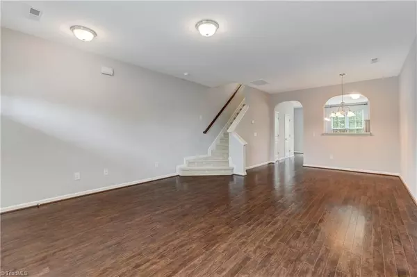 Winston-salem, NC 27103,5472 Farm House TRL