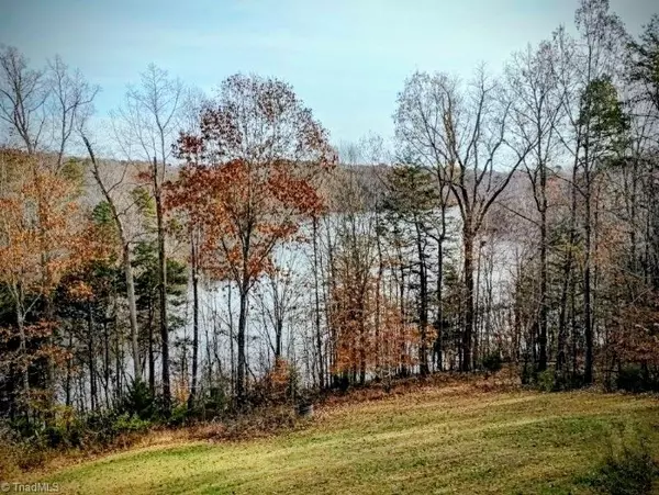 Yanceyville, NC 27379,553 Waterside DR