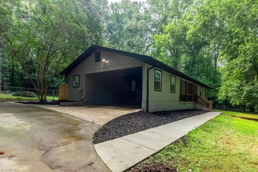 255 Back Creek RD, Asheboro, NC 27205