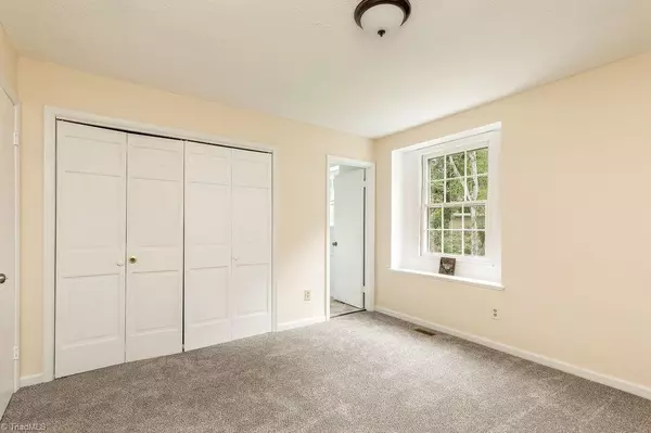Jamestown, NC 27282,3310 Colony DR