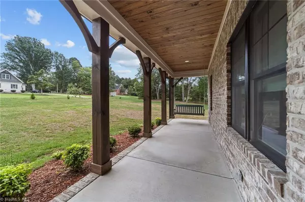 Asheboro, NC 27205,2589 Northmont Lake DR