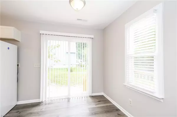 Winston-salem, NC 27127,4324 Walnut Hollow DR