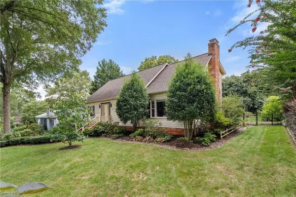 Winston-salem, NC 27104,4121 Allistair RD