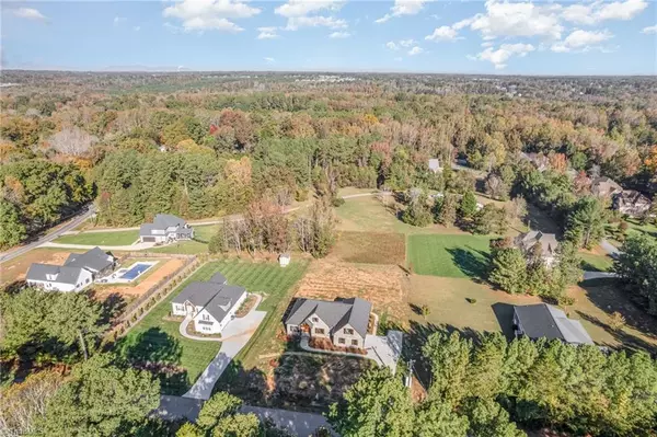 Summerfield, NC 27358,7107 Lanier RD