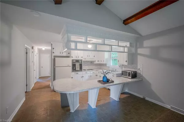 Winston-salem, NC 27107,350 Charles DR