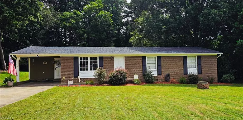 389 Chaney RD, Asheboro, NC 27205