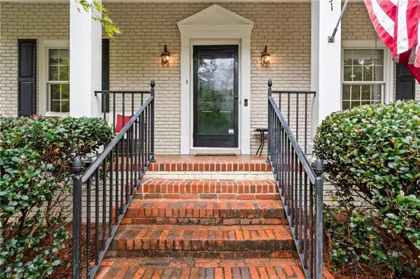 Winston-salem, NC 27104,431 Hearthside DR
