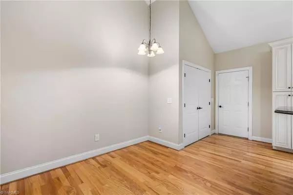 High Point, NC 27262,2226 Renaissance LN