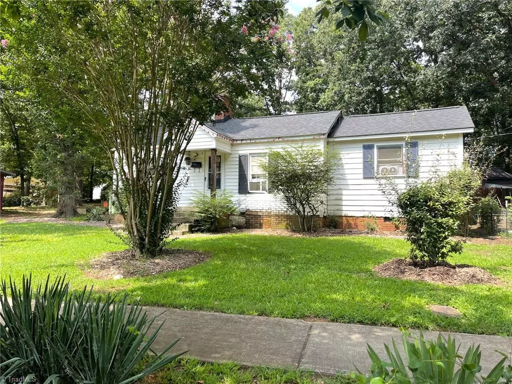 Mebane, NC 27302,421 E Webb ST