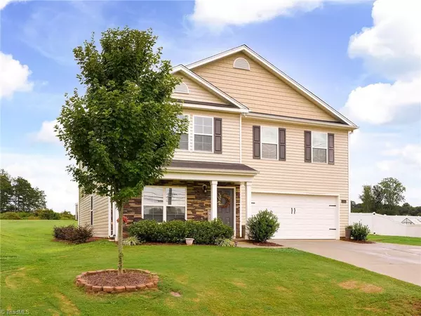 Lexington, NC 27292,1242 Hickory Point DR