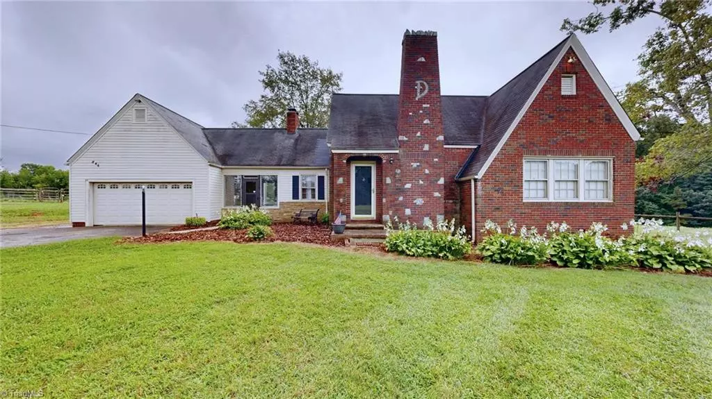 Winston-salem, NC 27107,844 Bethany Church RD