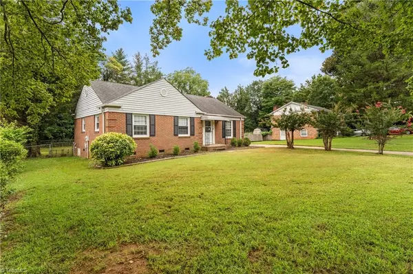 Winston-salem, NC 27103,108 Flintfield DR